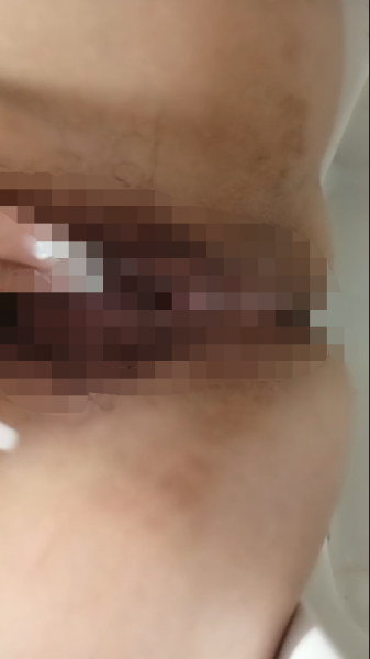 超高颜值大奶主播然儿直播揉奶摸xue（1V,920M）【百度云】