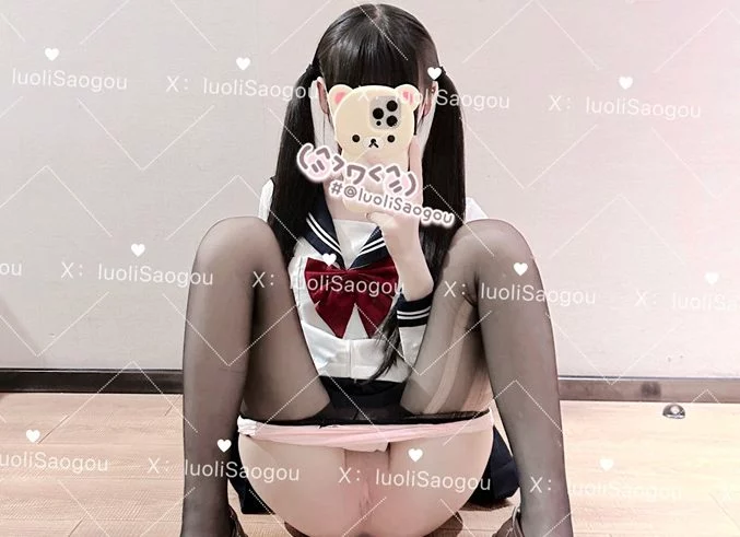 小雯宝宝 新作 [288门槛] 13分钟 金主啪啪 双马尾白虎萝莉福利订阅 [1V-810MB]
